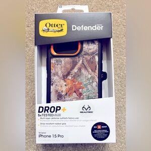 NIB OtterBox iPhone 15 Pro Realtree Camo Phone Case